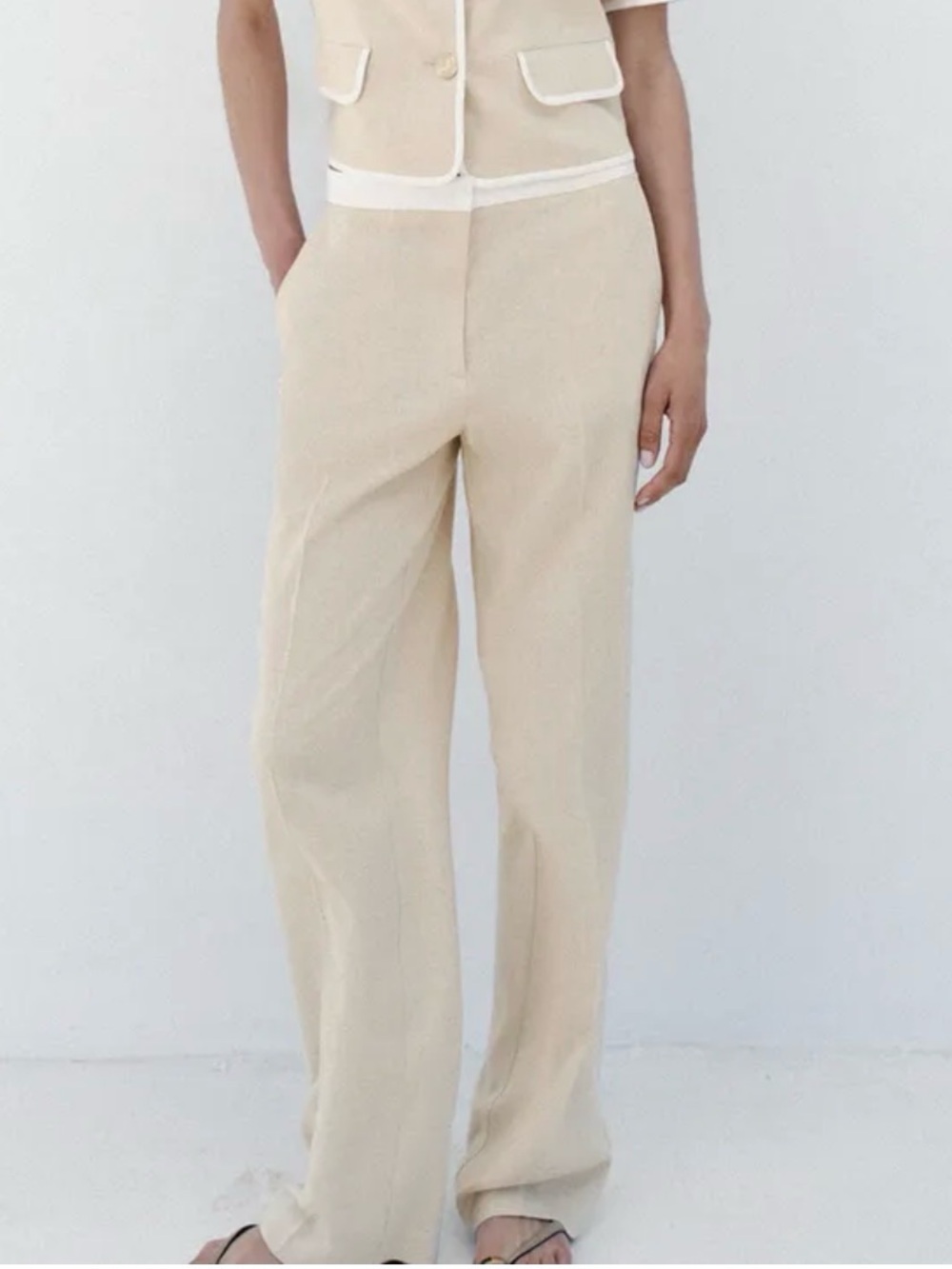 Zara xs linen pants with pockets in the front